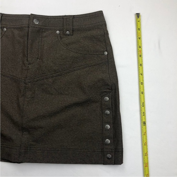 Athleta Take a Hike nylon skirt in dark heather gray - Picture 3 of 14